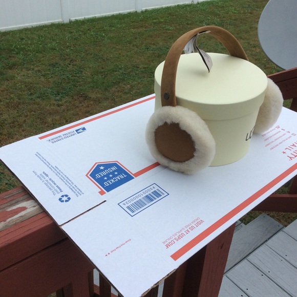 Ugg classic earmuffs - Picture 2 of 7